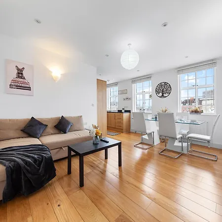 Апартаменты Modern Flat In Stockwell, 10 Mins From Oxford Circus Лондон Экстерьер фото