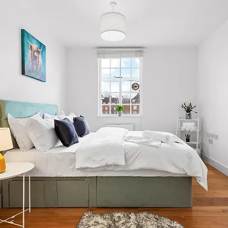 Апартаменты Modern Flat In Stockwell, 10 Mins From Oxford Circus Лондон Экстерьер фото