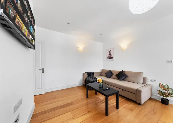 Modern Flat In Stockwell, 10 Mins From Oxford Circus