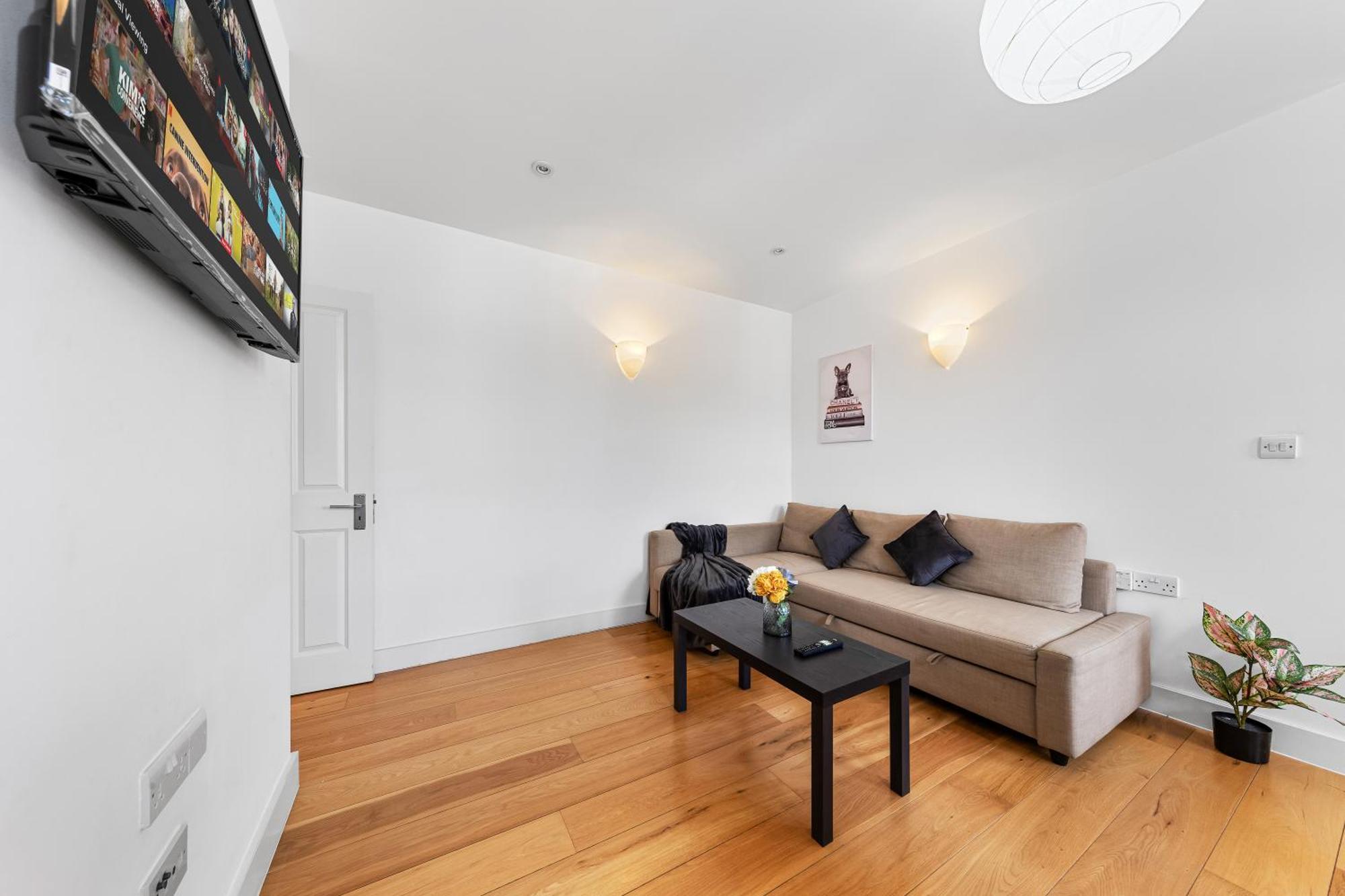 Апартаменты Modern Flat In Stockwell, 10 Mins From Oxford Circus