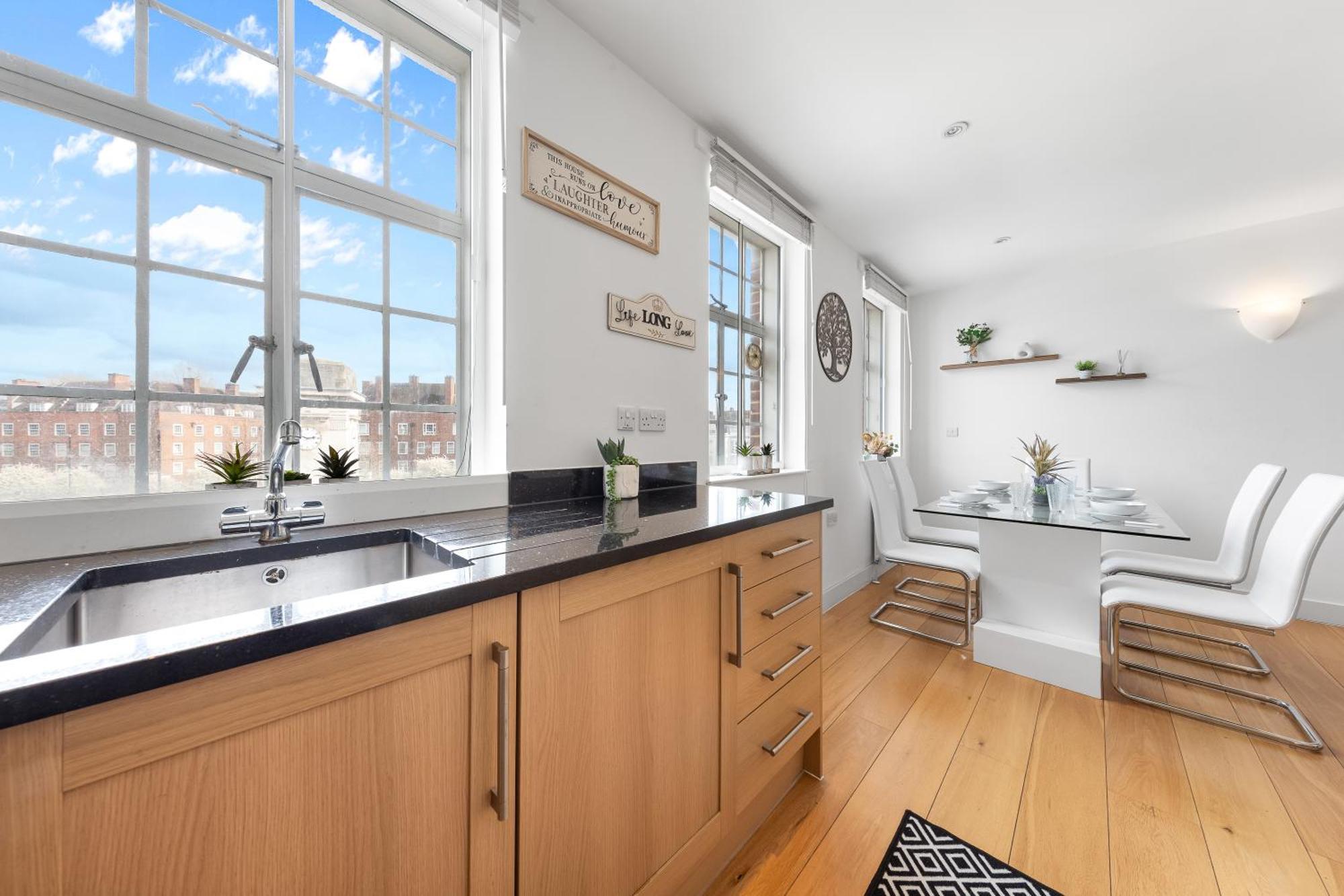 Modern Flat In Stockwell, 10 Mins From Oxford Circus Лондон